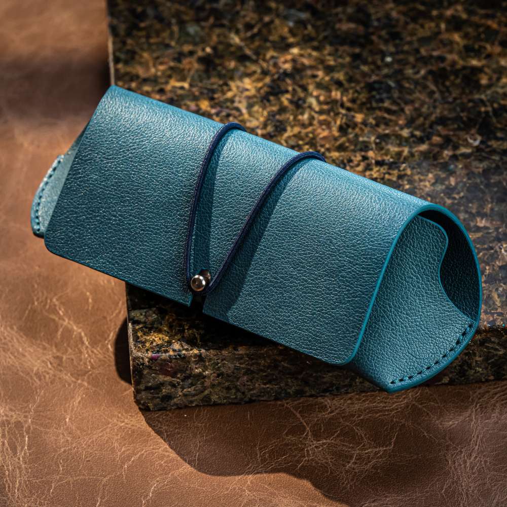 Milo glasses case, petrol