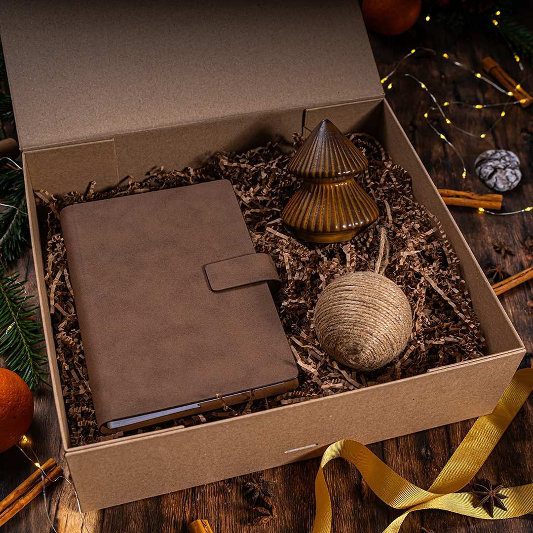 Gift Box GINGERBREAD